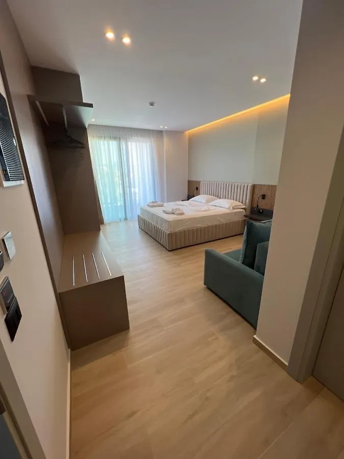 Onix Hotel 4*, Ksamil