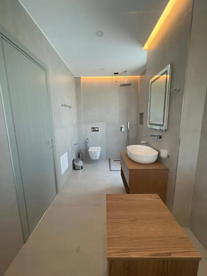 Onix Hotel 4*, Ksamil