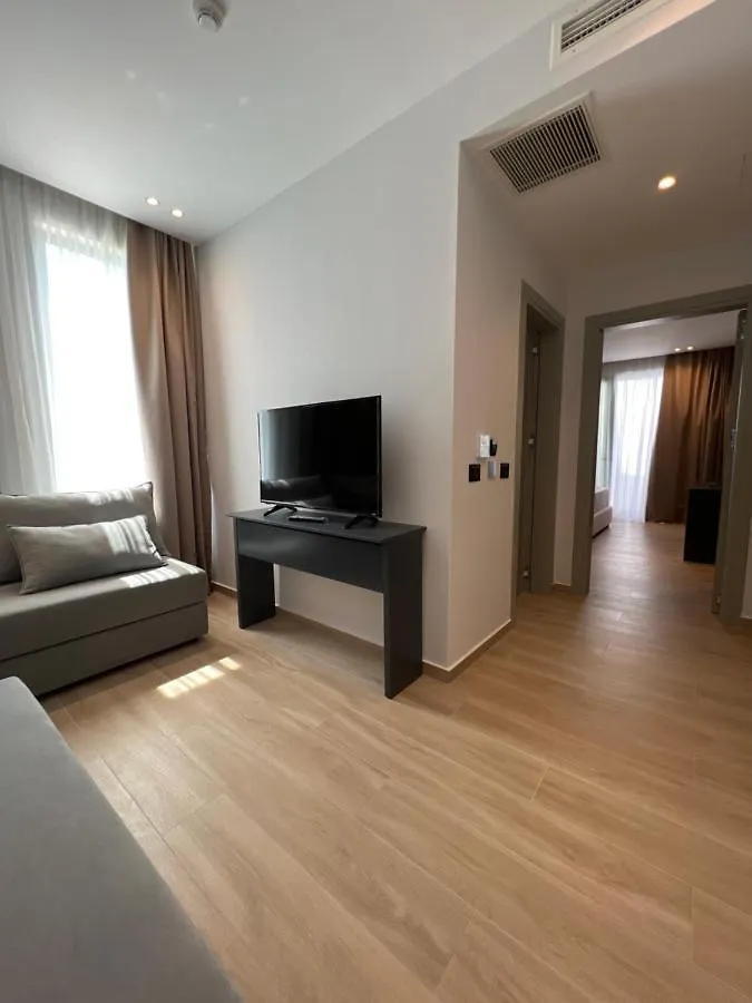 Onix Hotel  Ksamil