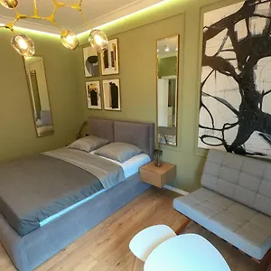 Roza's Center Albania